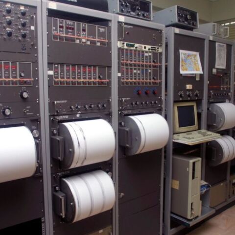 Σεισμός αισθητός στην Αθήνα έντασης 4,6 ρίχτερ – Ανατολικά της Κύμης το επίκεντρο