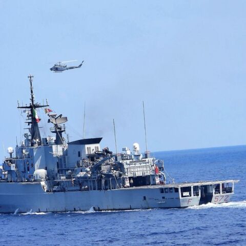 Πολεμικό Ναυτικό: Διαψεύδονται οι μαζικές αποστρατείες στη φρεγάτα «Ύδρα»