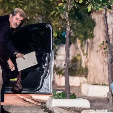 Πολάκης: Επίθεση κατά σκιτσογράφου της «Καθημερινής»