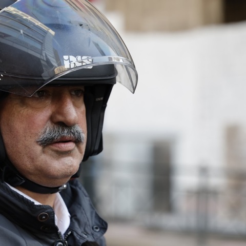 Σκιτσογράφος «Καθημερινής» σε Πολάκη: «Ζητώ συγγνώμη από τα τετράποδα»