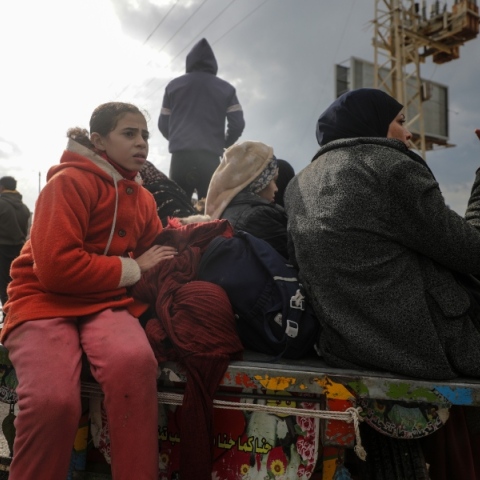 Βρετανία: Διακόπτει προσωρινά τη χρηματοδότηση προς τη Γάζα