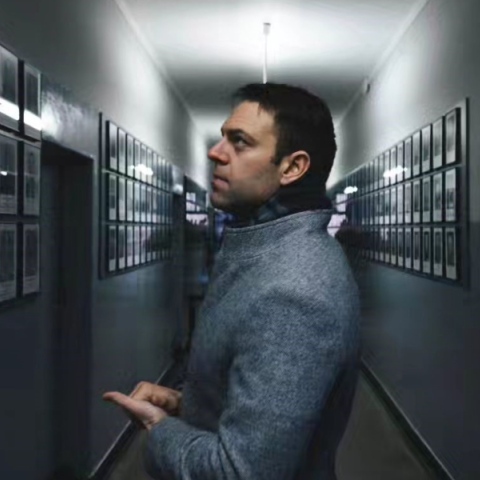 Κασσελάκης από το Άουσβιτς: Ο αγώνας απέναντι στο μίσος και τη μισαλλοδοξία είναι διαρκής