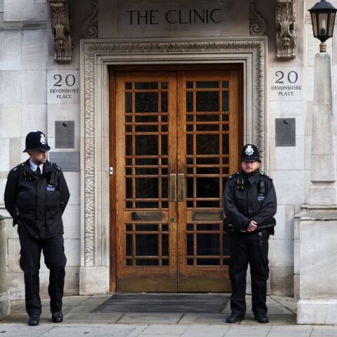 Βασιλιάς Κάρολος: Eξιτήριο από το νοσοκομείο μετά την επέμβαση στον προστάτη