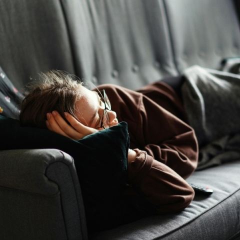 Γιατί ο μεσημεριανός ύπνος μπορεί να κάνει καλό στην υγεία μας