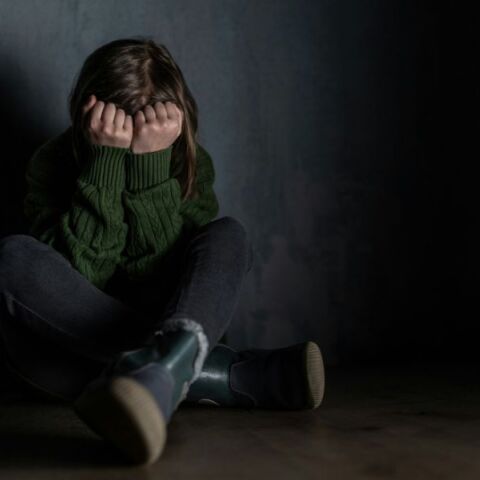 Ανήλικη κοπέλα