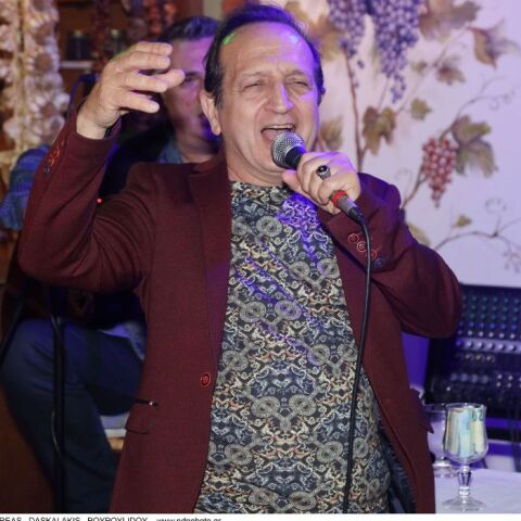 Μπιμπίλας: Κινητοποίησε Πυροσβεστική, Αστυνομία και ΕΥΔΑΠ για βρει το κινητό του