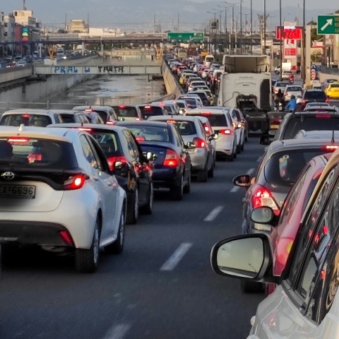 Αλλαγές στα τέλη κυκλοφορίας με σχέδιο απόσυρσης των παλιών ΙΧ