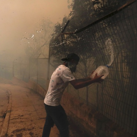 Εθνική τραγωδία στην Χιλή: Στους 112 ανέρχονται οι νεκροί από τις πυρκαγιές - 40 ενεργές εστίες