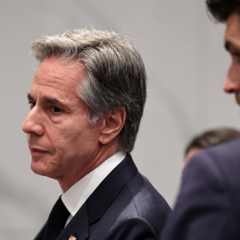 Συνεχίζει την περιοδεία του στη Μέση Ανατολή ο Μπλίνκεν 