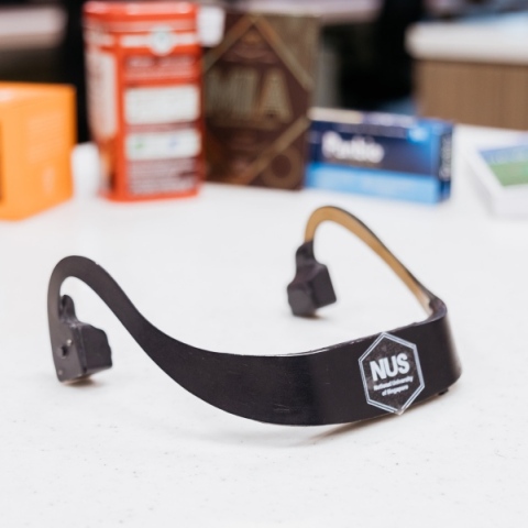 AiSee: Νέα συσκευή επιτρέπει σε άτομα με προβλήματα όρασης να «δουν»