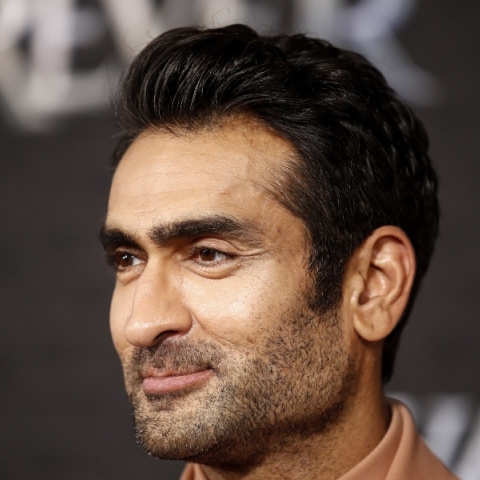Marvel: Ο Kumail Nanjiani χρειάστηκε θεραπεία μετά τις κακές κριτικές του «Eternals»