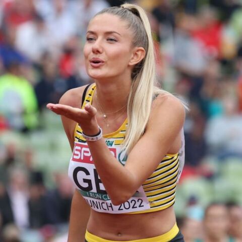 Αλίσια Σμιντ: Η «πιο σέξι» αθλήτρια του κόσμου ζει με 700 ευρώ τον μήνα