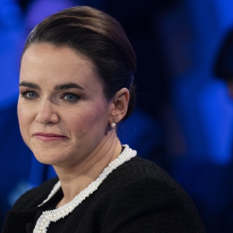 Παραιτήθηκε η πρόεδρος της Ουγγαρίας - Κατακραυγή για χάρη σε καταδικασμένο για σεξουαλική κακοποίηση παιδιών