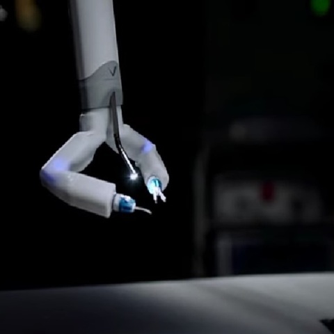 Έφτασε στο Διεθνή Διαστημικό Σταθμό το ρομπότ που θα εκτελεί προσομοιωμένες χειρουργικές επεμβάσεις