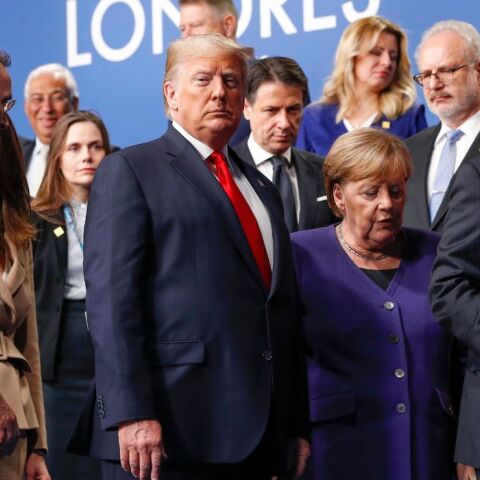 Explainer: Τι είπε ο Τραμπ για τη χρηματοδότηση του ΝΑΤΟ και τι είναι το άρθρο 5;