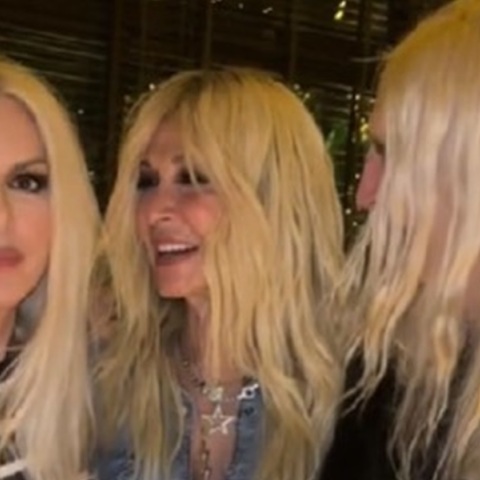 Viral και χαμός από σχόλια στο TikTok για το βίντεο της Άννας Βίσση με Καρβέλα και Πάνια