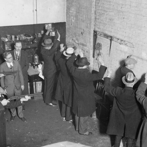 Σαν σήμερα 14 Φεβρουαρίου: Η «Σφαγή του Αγίου Βαλεντίνου»