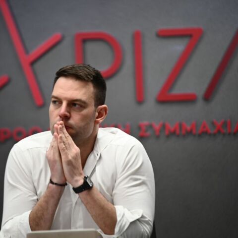 Κασσελάκης: Συνέπειες για όποιον βουλευτή δεν ψηφίσει το ν/σ για τα ομόφυλα