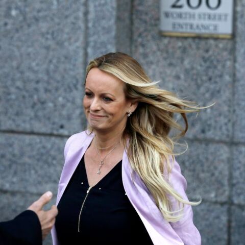 Τραμπ: Δικάζεται για την υπόθεση της πορνοστάρ Στόρμι Ντάνιελς