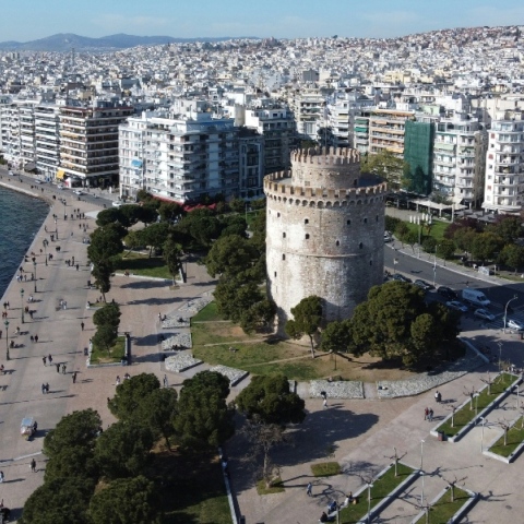 Αναβιώνει στη Θεσσαλονίκη η καρναβαλική παρέλαση μετά από 60 χρόνια 