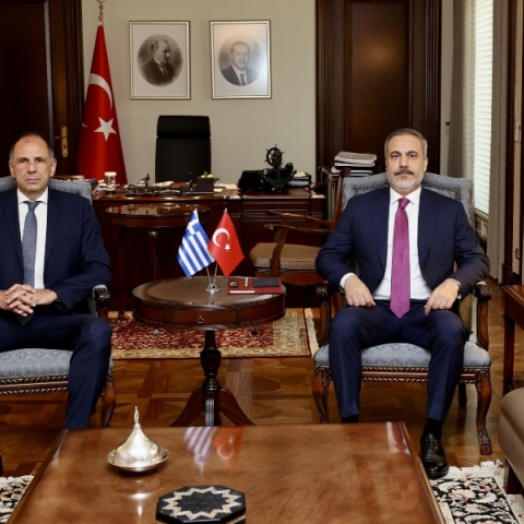 Συνάντηση Γεραπετρίτη – Φιντάν στο Μόναχο: Εξετάστηκαν οι λεπτομέρειες της επίσκεψης Μητσοτάκη στην Άγκυρα