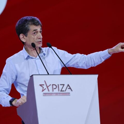 Καρανίκας: «Κωµωδία µια πιθανή επιστροφή Τσίπρα»