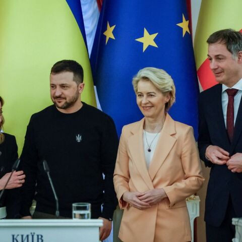 Oυκρανία: Μήνυμα ενότητας ηγετών της Δύσης κατά την διάρκεια της βάρβαρης επετείου 