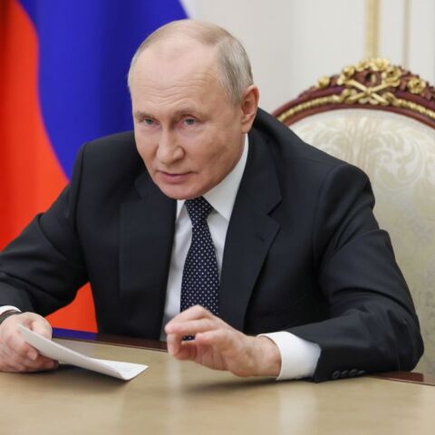 DW: Γιατί δεν καταρρέει η ρωσική οικονομία