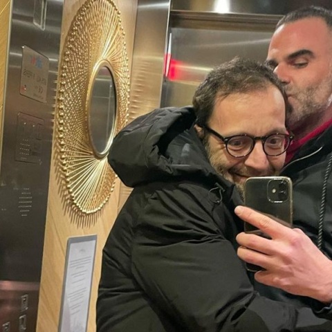 «Μαζί σου για πάντα» - Ο Αύγουστος Κορτώ δημοσίευσε την αγγελία γάμου του 