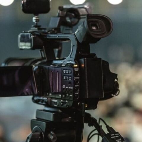 Πέθανε ο σκηνοθέτης Ντίνος Μαυροειδής