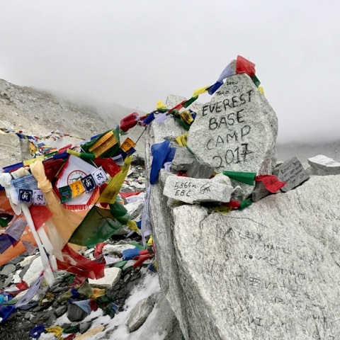 Το Έβερεστ είναι βρώμικο και γεμάτο από κόσμο - Τα προβλήματα των κατοίκων που ζουν στους πρόποδες