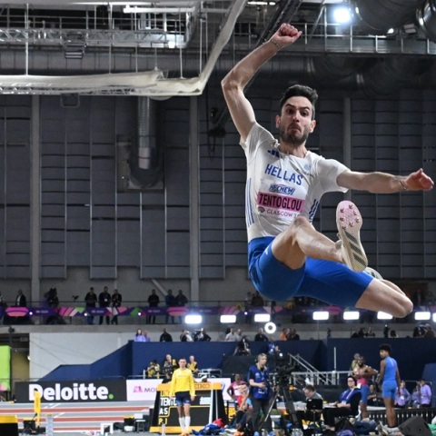 Το Χ αποθεώνει τον Μίλτο Τεντόγλου: «Τι εννοείται πήρα και άλλο χρυσό;»