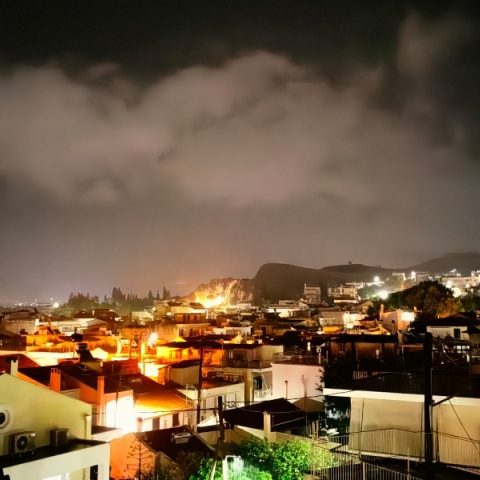 Ισχυρές βροχές και καταιγίδες προβλέπονται για σήμερα Τρίτη  Πτώση θερμοκρασίας - Χιονοπτώσεις στα ορεινά της βόρειας χώρας