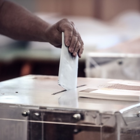 Δημοσκόπηση Interview: Προβάδισμα 16,3 μονάδων για ΝΔ - Ανατροπή και δεύτερος ο ΣΥΡΙΖΑ 