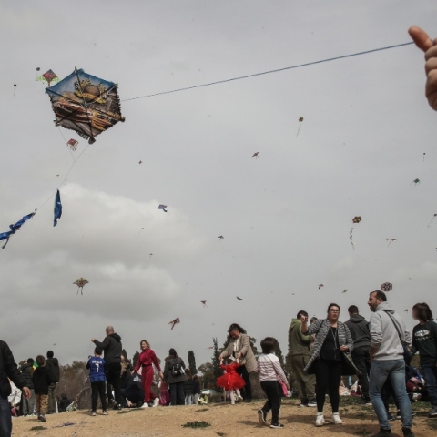 Καθαρά Δευτέρα: Με τι καιρό θα πετάξουμε χαρταετό