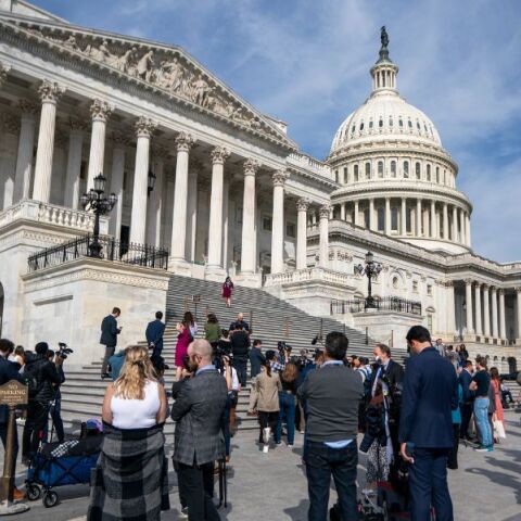 Η Βουλή των Αντιπροσώπων ενέκρινε νομοσχέδιο για την απαγόρευσή του TikTok στις ΗΠΑ 