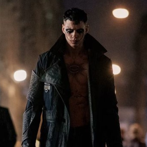 The Crow: Κυκλοφόρησε το τρέιλερ για το remake της ταινίας με τον Bill Skarsgård