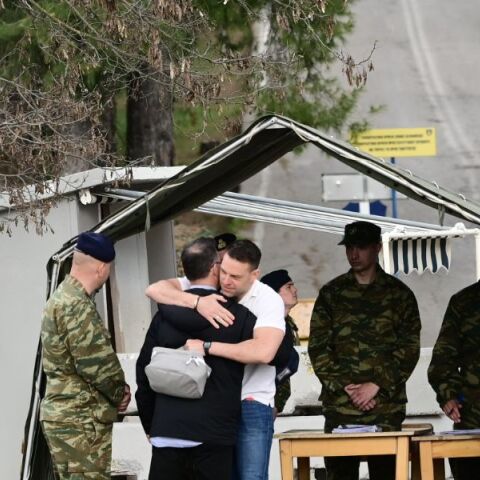 Παρουσιάστηκε στο στρατόπεδο της Θήβας ο Στέφανος Κασσελάκης 
