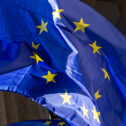 Σύνοδος Κορυφής ΕΕ: Άμεση στήριξη της Ουκρανίας με παράδοση πυρομαχικών