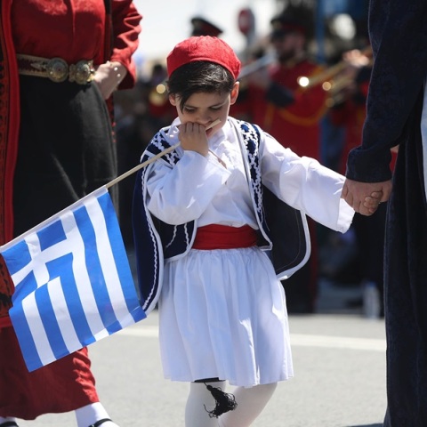 Αίθριος με τοπικές νεφώσεις ο καιρός την 25η Μαρτίου - Πού θα βρέξει 