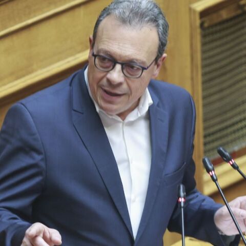 O Σωκράτης Φάμελλος