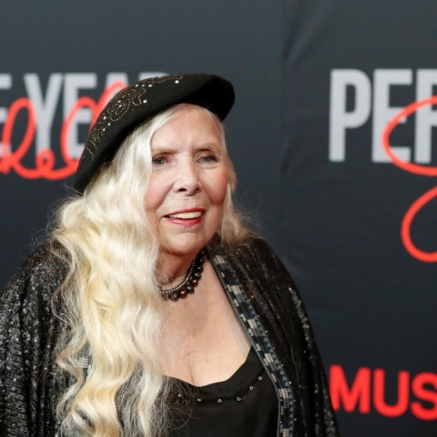 Η Τζόνι Μίτσελ επιστρέφει στο Spotify και γιορτάζει 56 χρόνια από το πρώτο της άλμπουμ