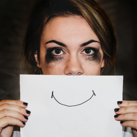 Η τεχνητή νοημοσύνη θα μπορεί να ανιχνεύσει τον κίνδυνο σε φωνές κακοποιημένων γυναικών