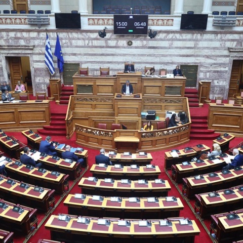 Golden Visa: Εγκρίθηκε η τροπολογία για τα νέα όρια 