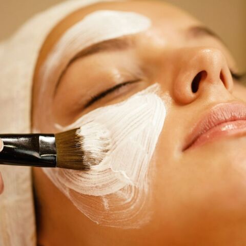 6 λάθη που κάνεις με τα καλλυντικά σου