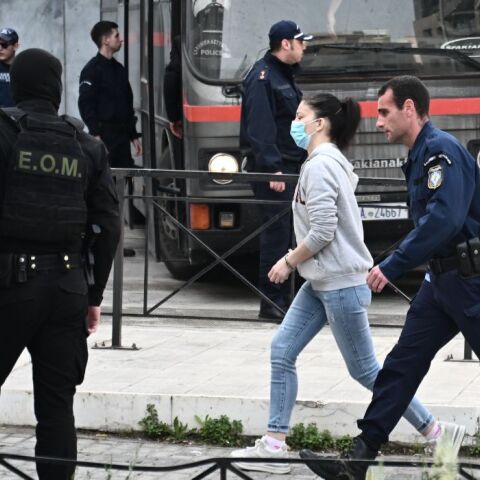 Υπόθεση Κολωνού: Αποφυλακίστηκε η μητέρα της 12χρονης