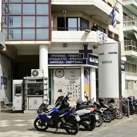 Γυναικτονία Άγιοι Ανάργυροι: Ο διάλογος της 28χρονης με την ΕΛ.ΑΣ