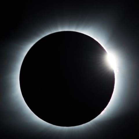 «Αν δεις μία, θες να τις δεις όλες» - Ο άνθρωπος 105 ετών που θα δει την 13η του ολική έκλειψη ηλίου