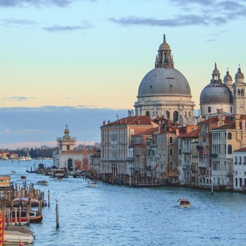 Τέλη του μήνα τίθεται σε ισχύ το «εισιτήριο εισόδου» στη Βενετία 