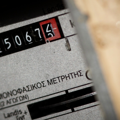 Ποιες οι ποινές για όσους ηλεκτρολόγους βοηθούν σε ρευματοκλοπή